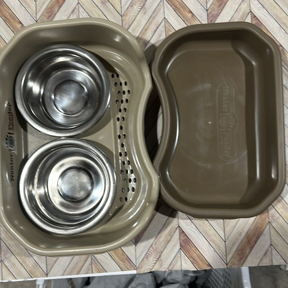 Neater Feeder Express - Picture 2 of 3